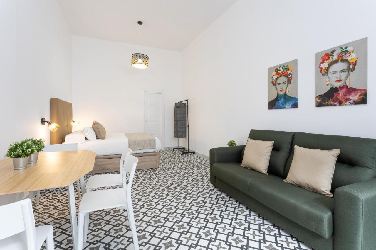 Holidays2Malaga Picasuss Loft New Built Close Huelin Beach And Promenade Εξωτερικό φωτογραφία