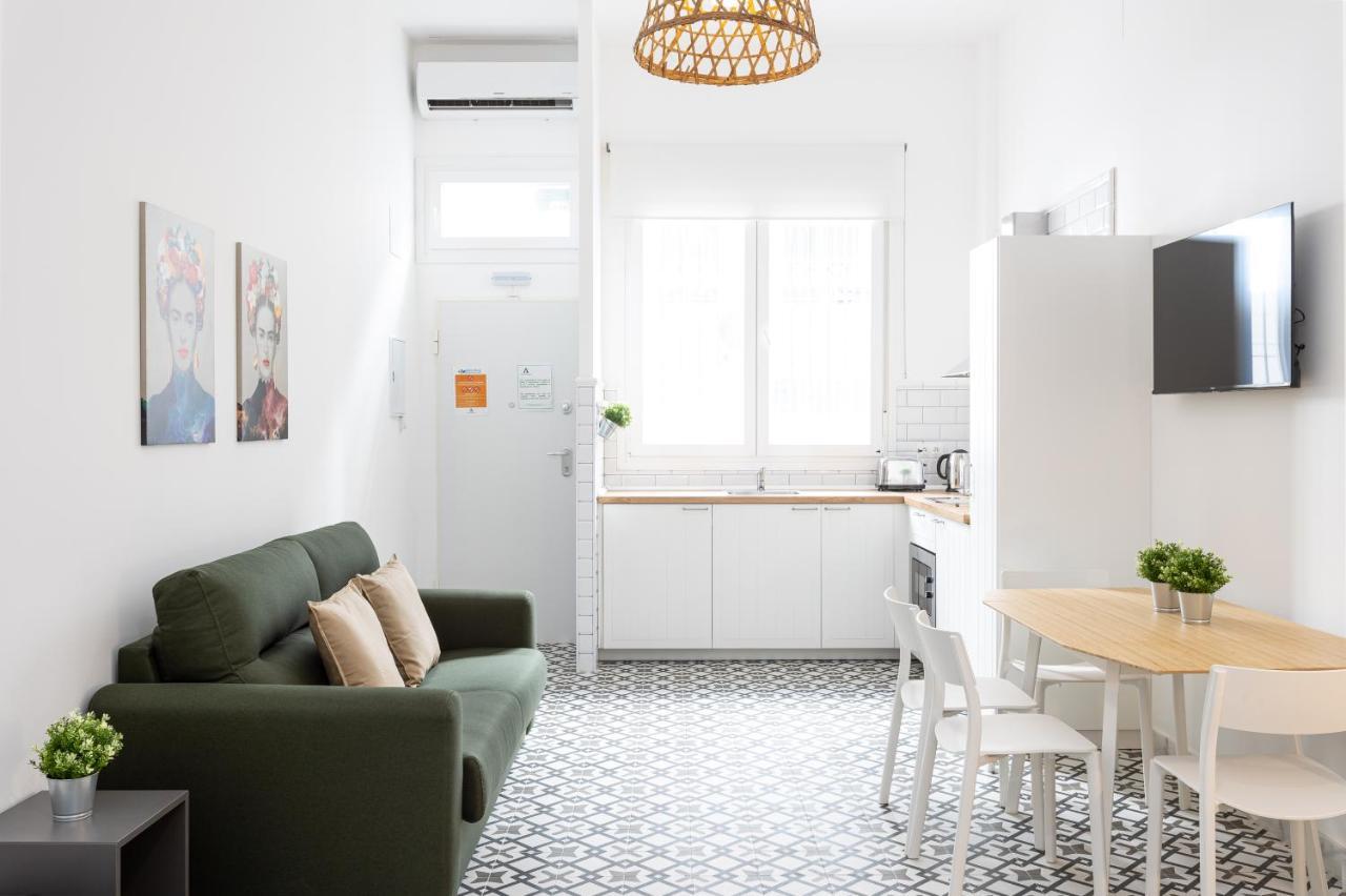 Holidays2Malaga Picasuss Loft New Built Close Huelin Beach And Promenade Εξωτερικό φωτογραφία