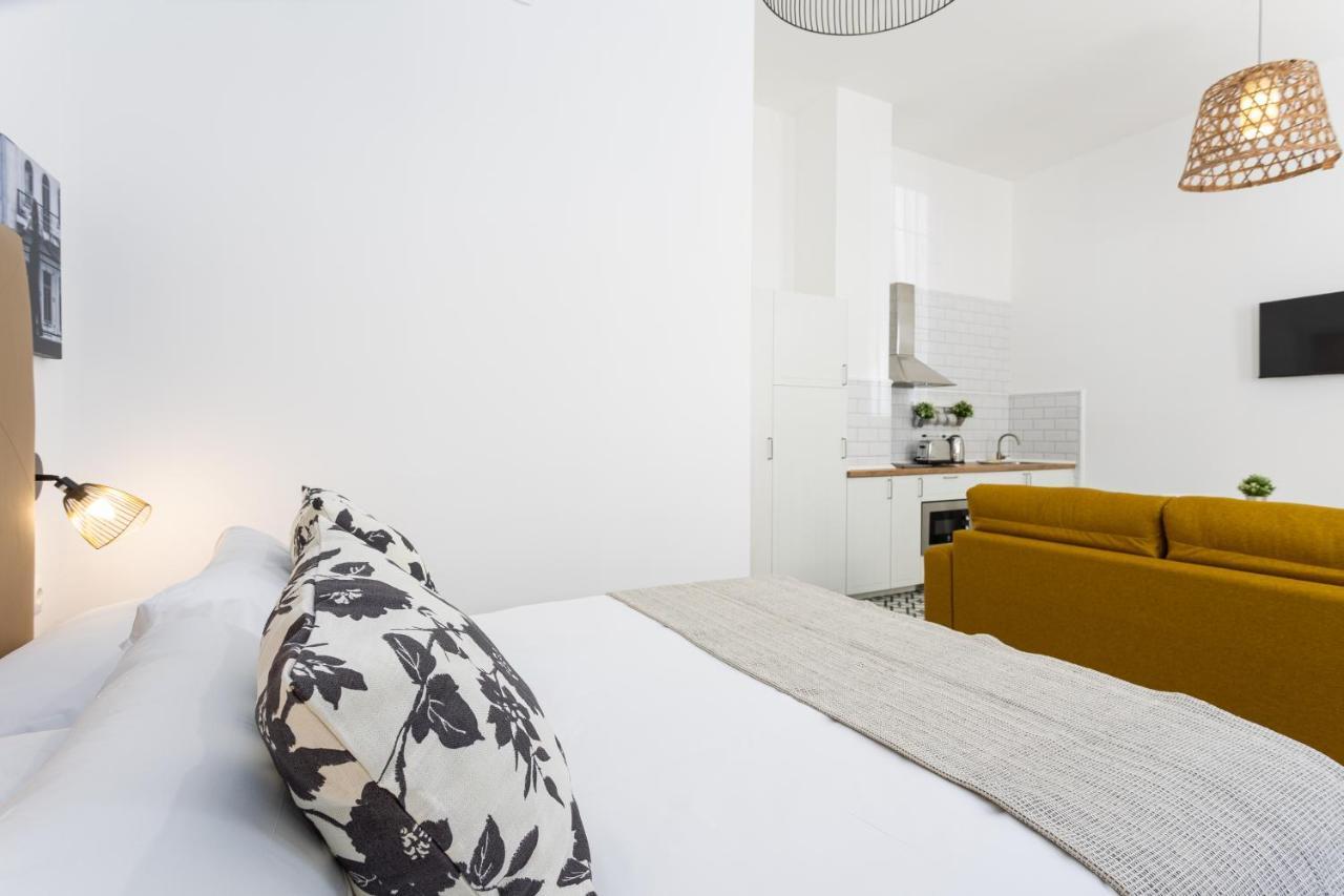 Holidays2Malaga Picasuss Loft New Built Close Huelin Beach And Promenade Εξωτερικό φωτογραφία