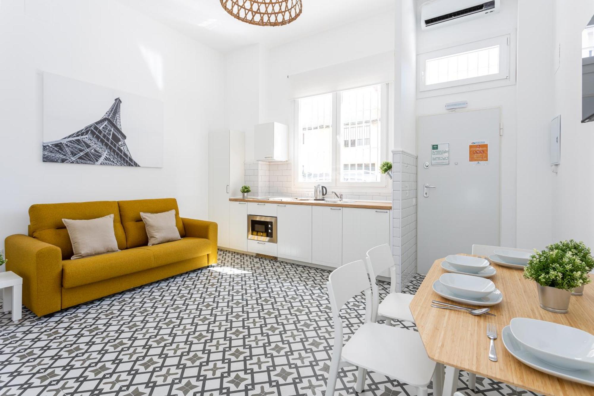 Holidays2Malaga Picasuss Loft New Built Close Huelin Beach And Promenade Εξωτερικό φωτογραφία