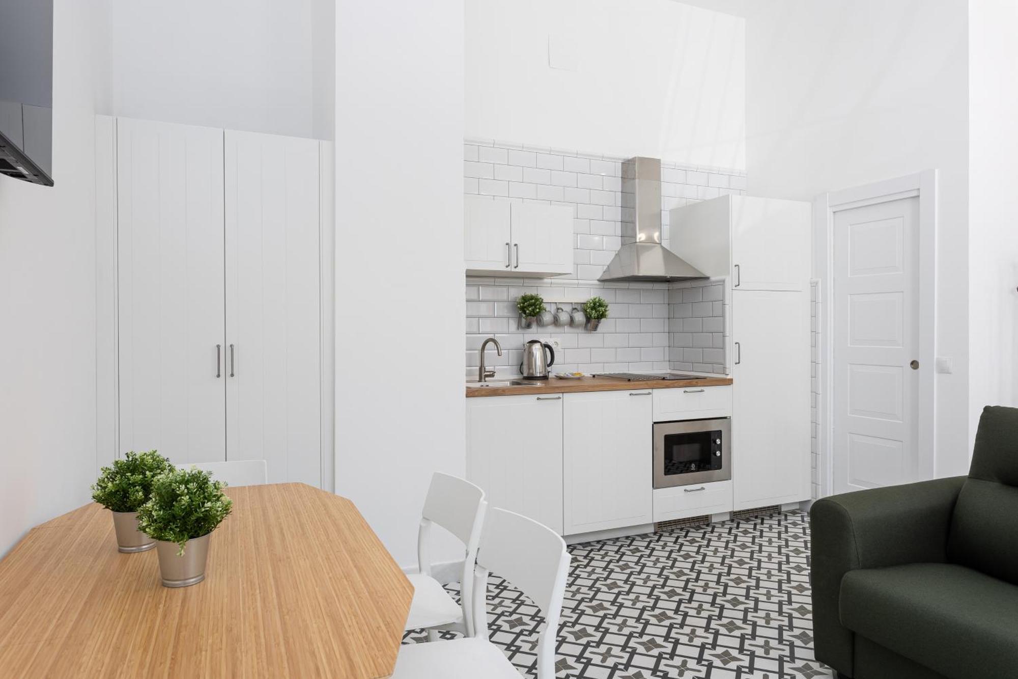Holidays2Malaga Picasuss Loft New Built Close Huelin Beach And Promenade Εξωτερικό φωτογραφία